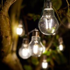 5050642020343 1 Eureka Retro Light Bulb Solar Powered String Lights.jpg